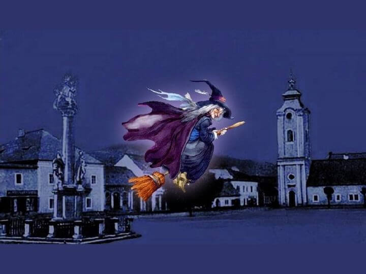 Cirokseprűs boszorkány repül Korpona városának